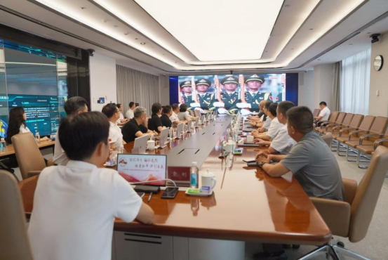 重庆保安行业集中收听收看纪念中国人民抗日战争暨世界反法西斯战争胜利80周年大会